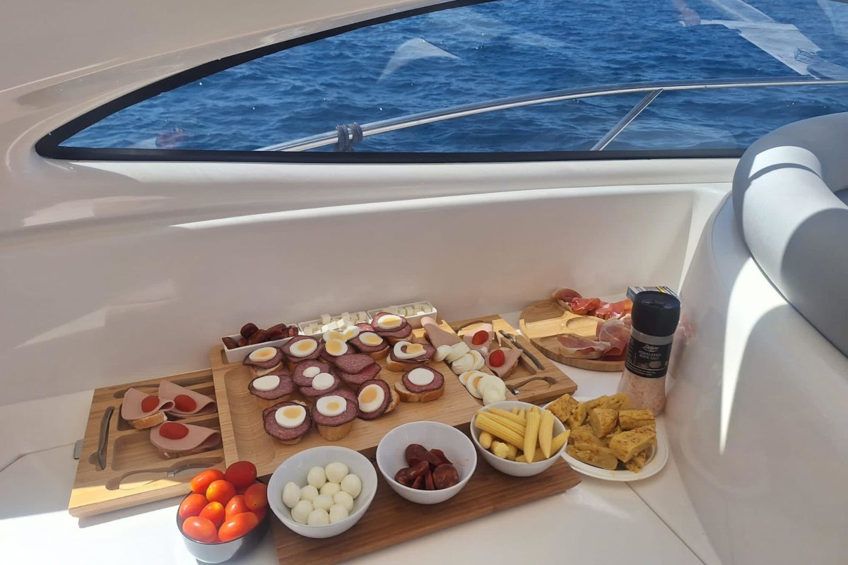 Nirvana Private Cruise