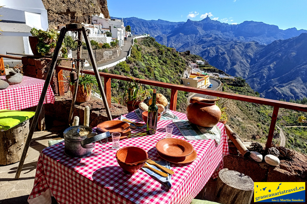 Private tour markets and mountains